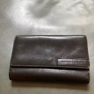 Kenneth Cole genuine leather trifold wallet